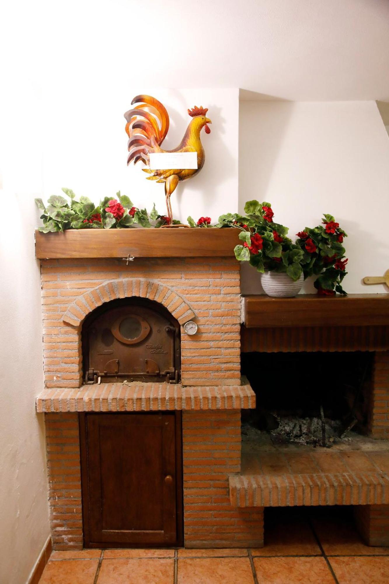 Casa Di Katia Lägenhet Collesalvetti Exteriör bild