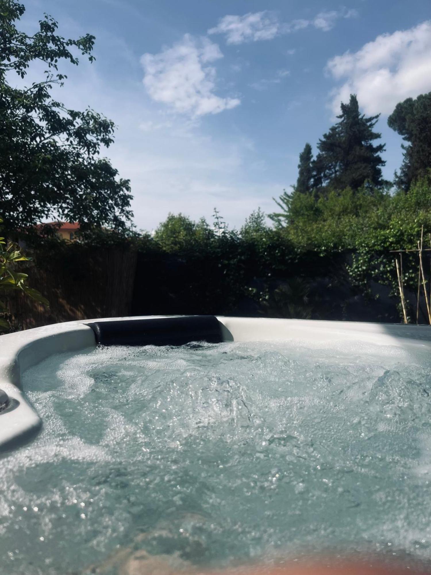 Casa Di Katia Lägenhet Collesalvetti Exteriör bild